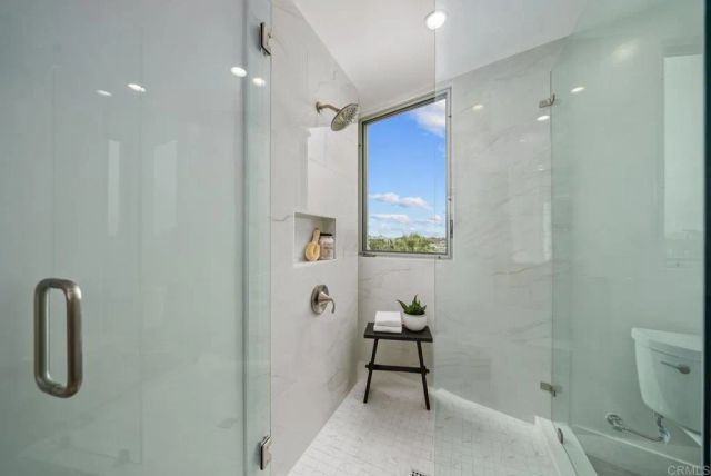 2646 State Street, Unit #D, Carlsbad, CA 92008