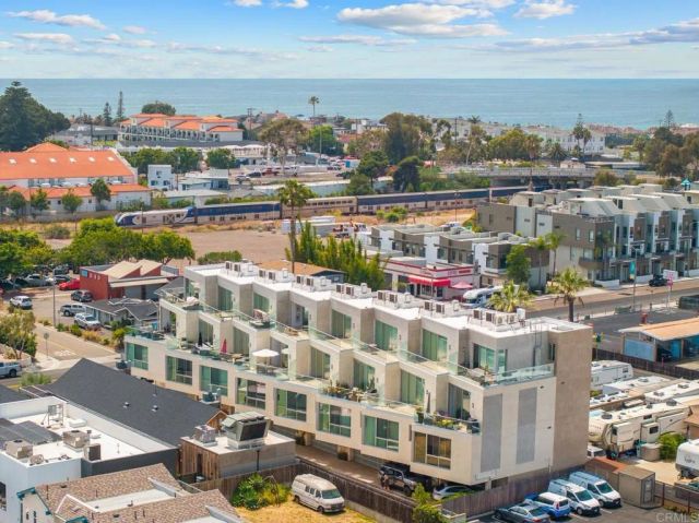 2646 State Street, Unit #D, Carlsbad, CA 92008