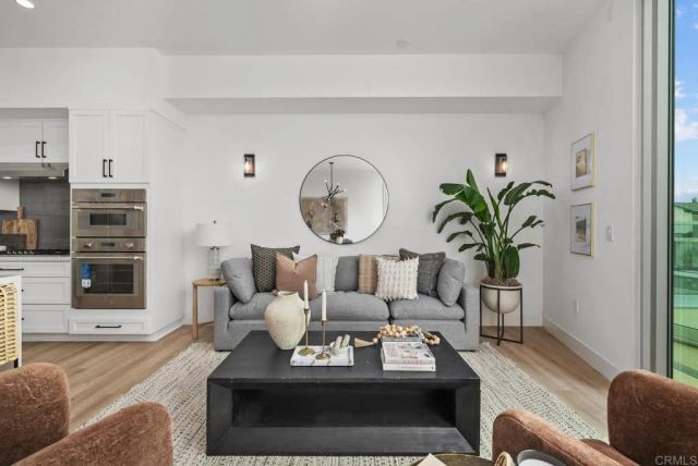 2646 State Street, Unit #D, Carlsbad, CA 92008