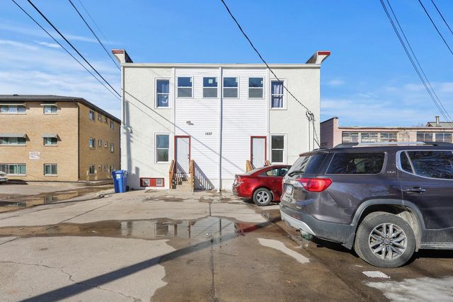 1537 E 38th Street, Minneapolis, MN 55407