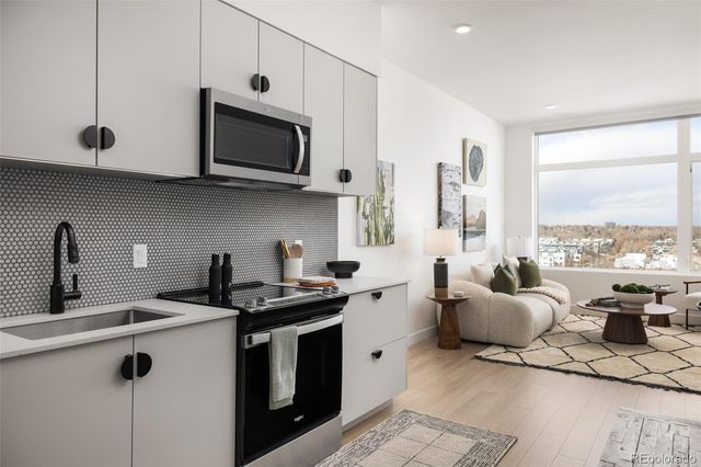 1521 Hooker 308, Denver, CO 80204