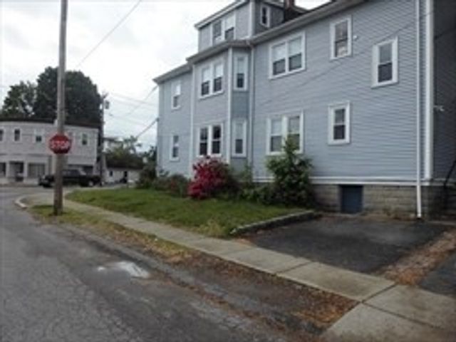 117 Dexter Ave 1, Watertown, MA 02472