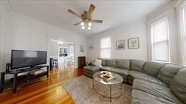 117 Dexter Ave 1, Watertown, MA 02472
