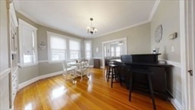 117 Dexter Ave 1, Watertown, MA 02472