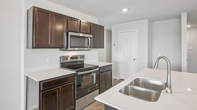 1018 Firewheel DR, Killeen, TX 76543