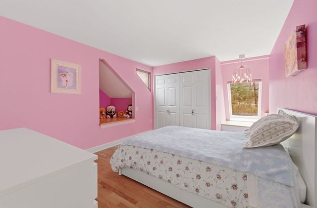 40 Lincoln Cir E, Andover, MA 01810