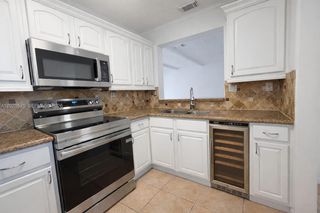 15761 SW 137 ave 202, Miami, FL 33177