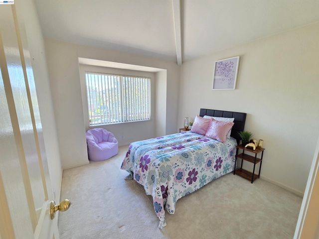 30330 Meridien Cir, Union City, CA 94587