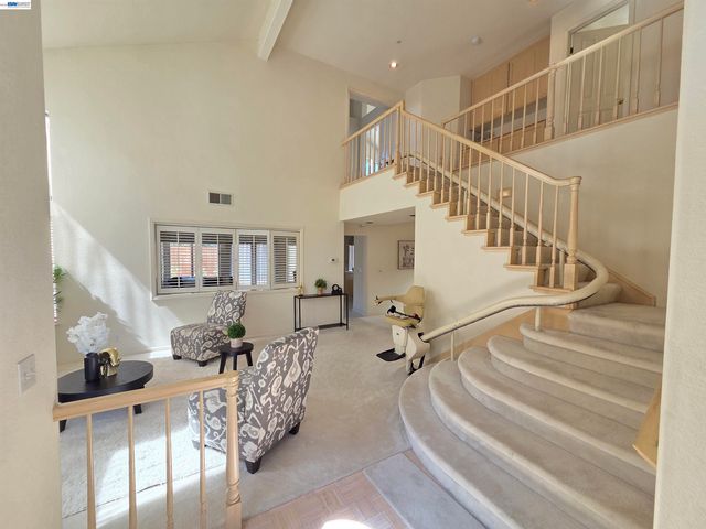 30330 Meridien Cir, Union City, CA 94587