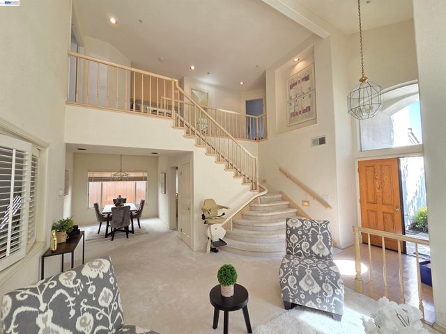 30330 Meridien Cir, Union City, CA 94587