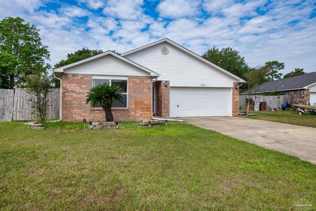 2227 Parker Pl Ct, Navarre, FL 32566