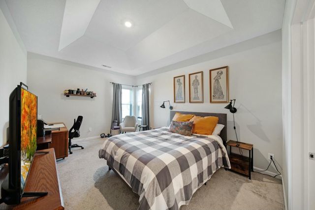 268 Mannaseh Drive W, Granville, OH 43023