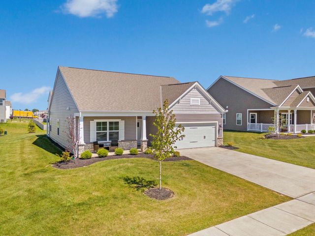 268 Mannaseh Drive W, Granville, OH 43023
