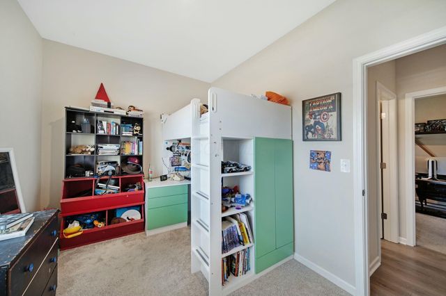 268 Mannaseh Drive W, Granville, OH 43023