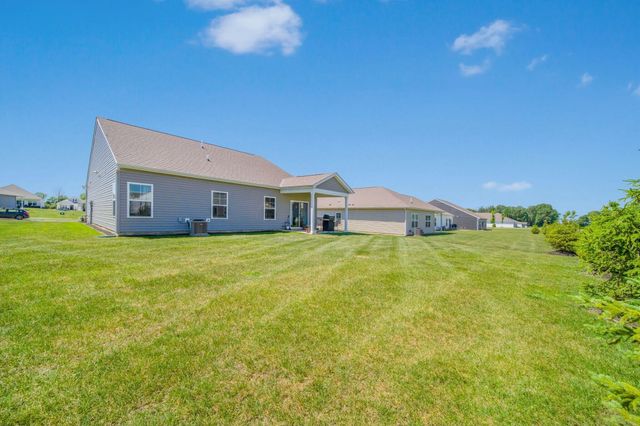 268 Mannaseh Drive W, Granville, OH 43023