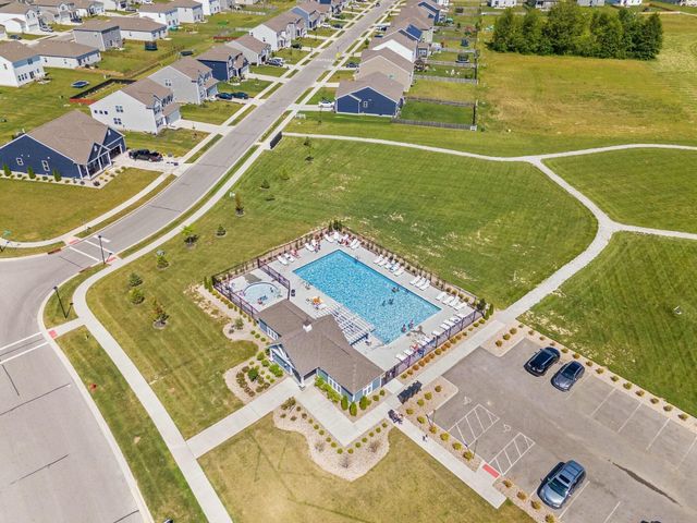 268 Mannaseh Drive W, Granville, OH 43023