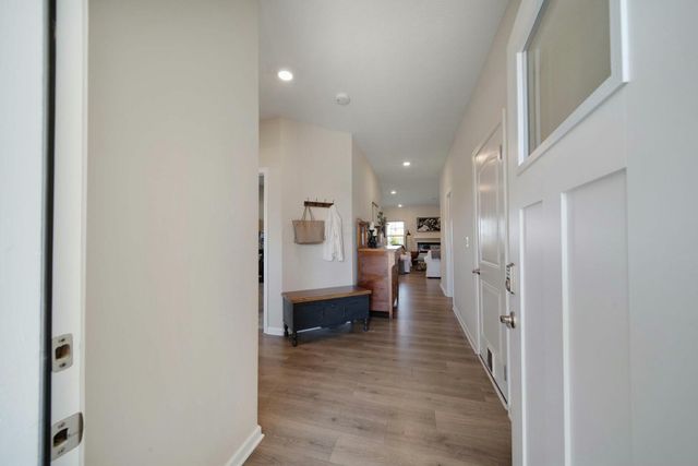 268 Mannaseh Drive W, Granville, OH 43023