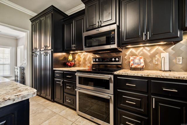 758 Quartz Drive, Benton, AR 72019