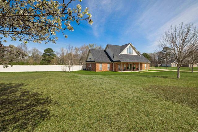 758 Quartz Drive, Benton, AR 72019
