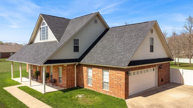 758 Quartz Drive, Benton, AR 72019