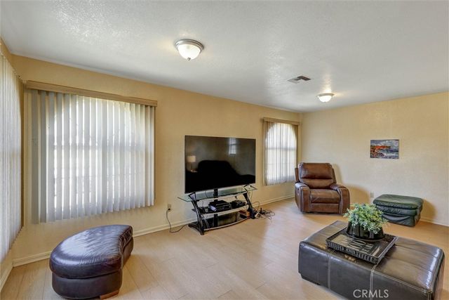 19603 Enslow, Carson, CA 90746