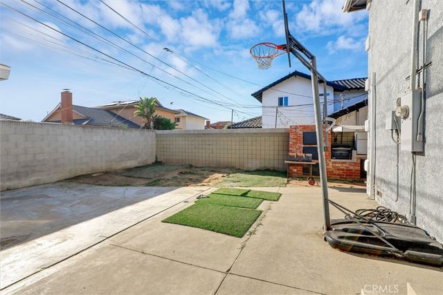 19603 Enslow, Carson, CA 90746
