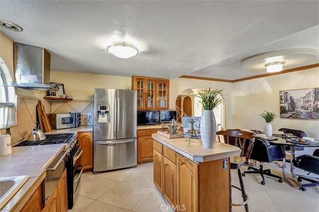19603 Enslow, Carson, CA 90746