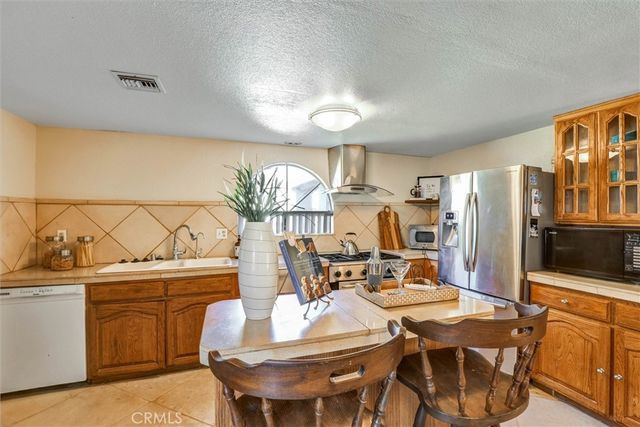 19603 Enslow, Carson, CA 90746