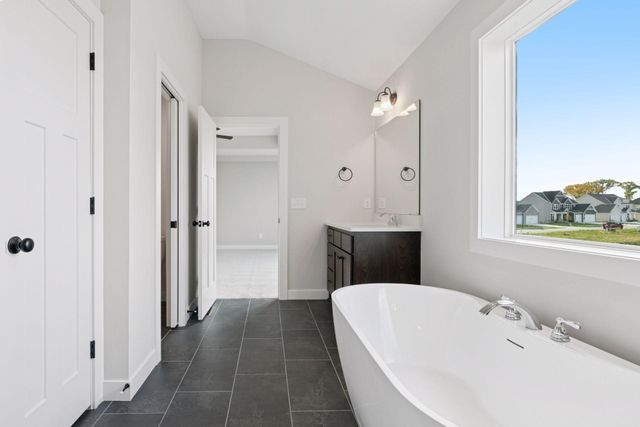 4789 131st CT NE, Blaine, MN 55449