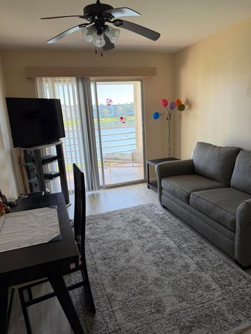 2029 Exeter B, Boca Raton, FL 33434