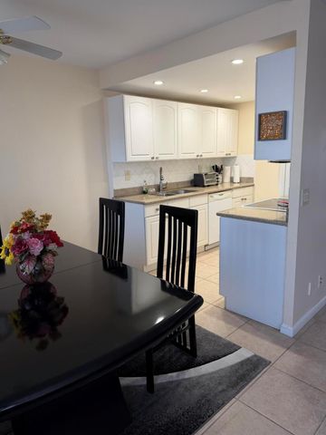 2029 Exeter B, Boca Raton, FL 33434