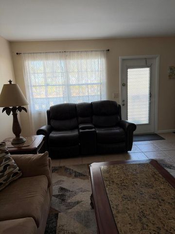 2029 Exeter B, Boca Raton, FL 33434