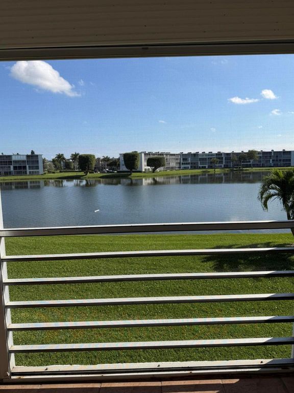 2029 Exeter B, Boca Raton, FL 33434