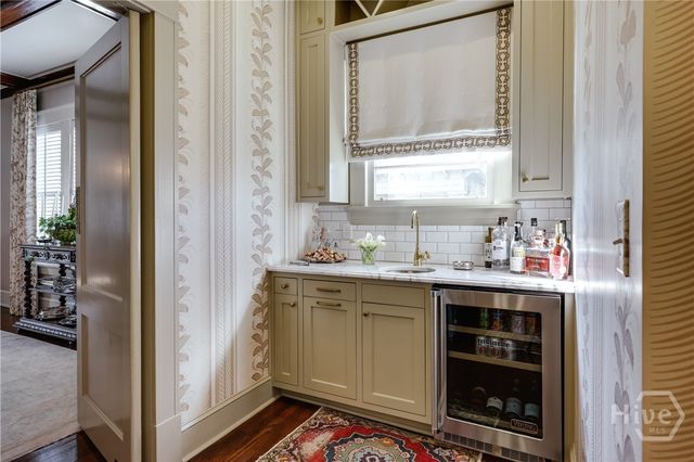 230 Woodlawn Avenue, Athens, GA 30606