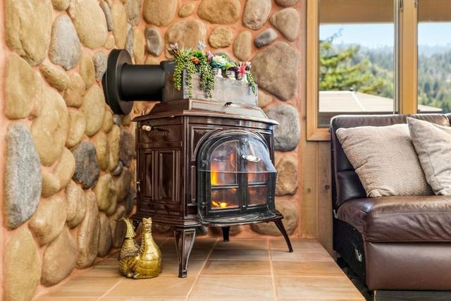 341 Blackstone Court, Boulder Creek, CA 95006