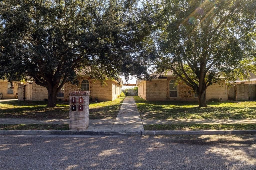 2512 Salvatierra Avenue, Edinburg, TX 78541