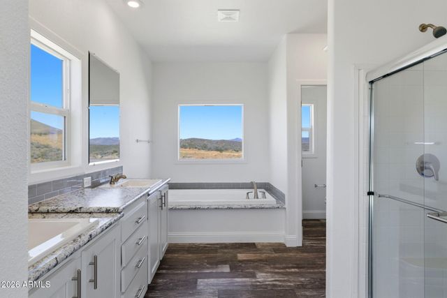 4070 S HEAVENS LIGHT Lane, Humboldt, AZ 86329