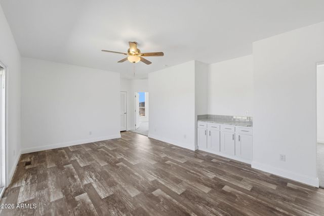 4070 S HEAVENS LIGHT Lane, Humboldt, AZ 86329