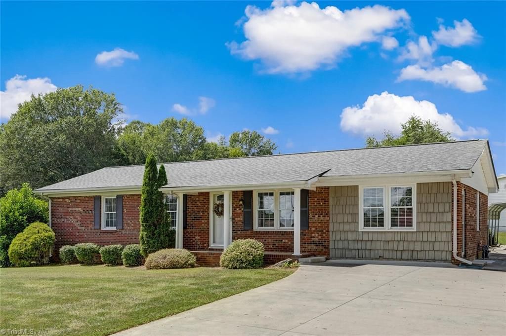 122 Legrande Drive, Eden, NC 27288