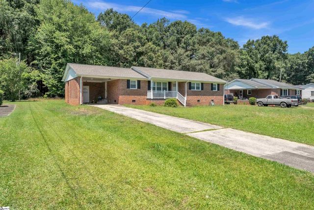114 Fair Drive, Clinton, SC 29325