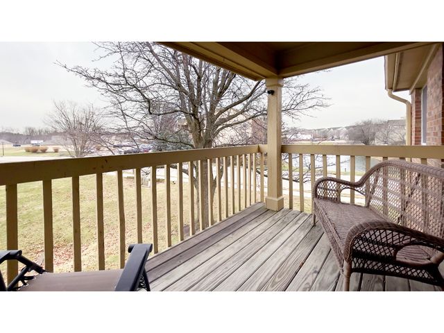 12555 Timber Creek Drive UNIT 8, Carmel, IN 46032