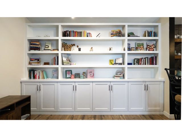 12555 Timber Creek Drive UNIT 8, Carmel, IN 46032