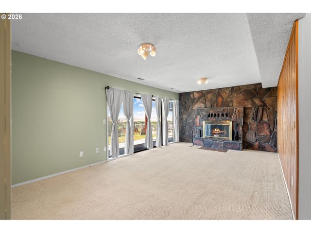 1435 Sw 18TH St, Pendleton, OR 97801