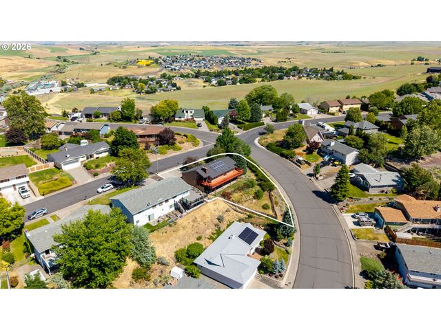 1435 Sw 18TH St, Pendleton, OR 97801