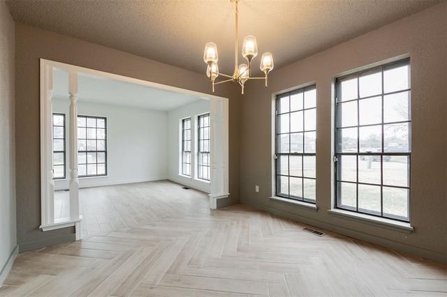 8301 NW 119th Street, Oklahoma City, OK 73162