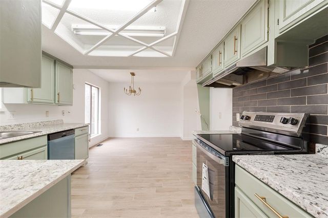 8301 NW 119th Street, Oklahoma City, OK 73162