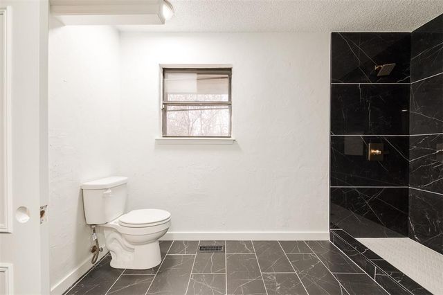 8301 NW 119th Street, Oklahoma City, OK 73162