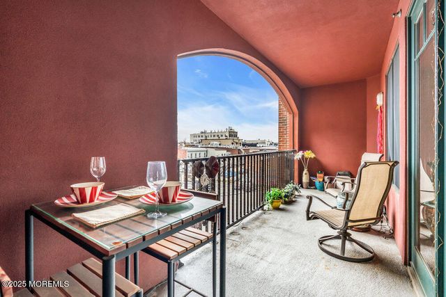 23 Wallace Street 306, Red Bank, NJ 07701