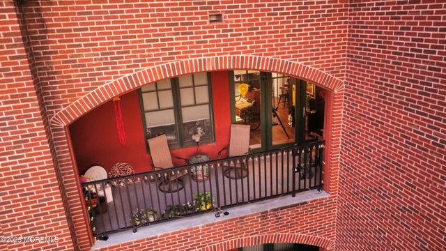 23 Wallace Street 306, Red Bank, NJ 07701