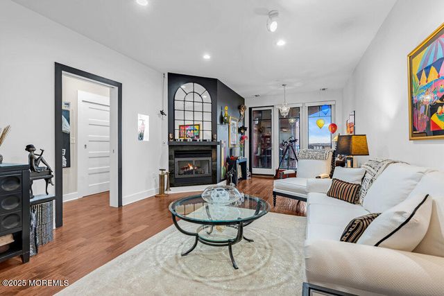 23 Wallace Street 306, Red Bank, NJ 07701